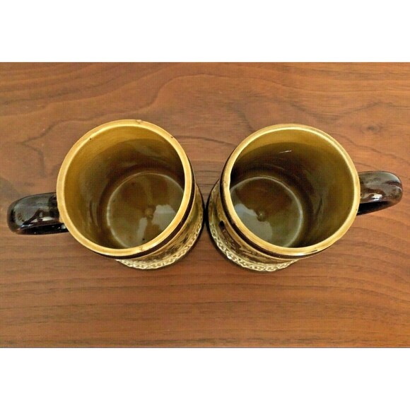 Steins Vintage Japan Victorian Carriage Stagecoach Scene Mugs Relco Set of 2 - Picture 7 of 11